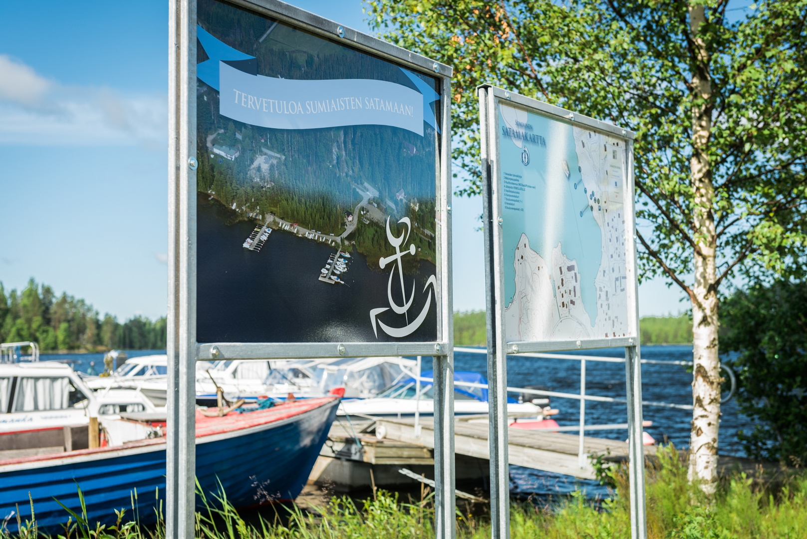 Photo: Mikko Suutala. Map and noticeboard at Sumiainen harbor